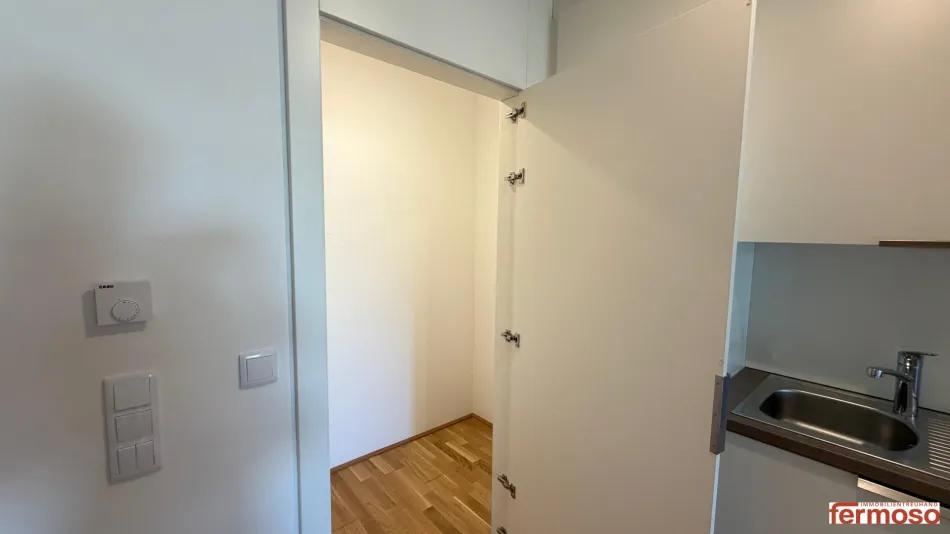 Neuwertige 2-Zi-Wohnung mit Balkon in Graz – 849€ Miete - Bild
