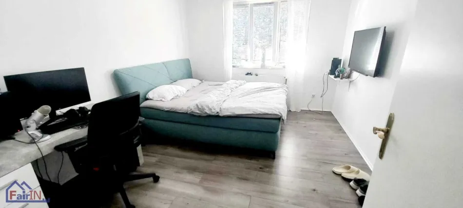 ***Romantisches Familienhaus in 1100 Wien – 140m², 4,5 Zimmer, Balkon und mehr!*** - Bild
