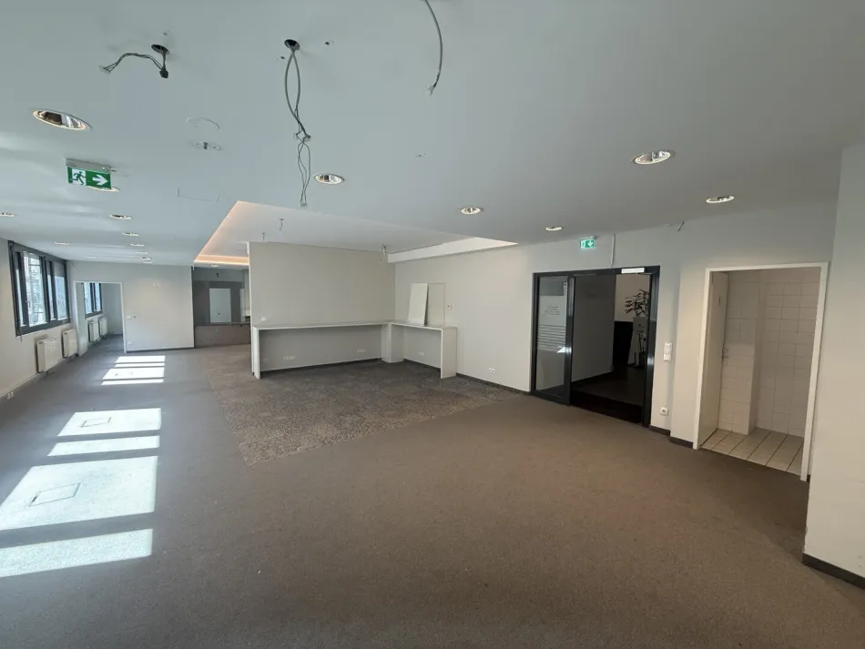 Großzügige Bürofläche mit ca. 235 m² in 1050 Wien - Bild