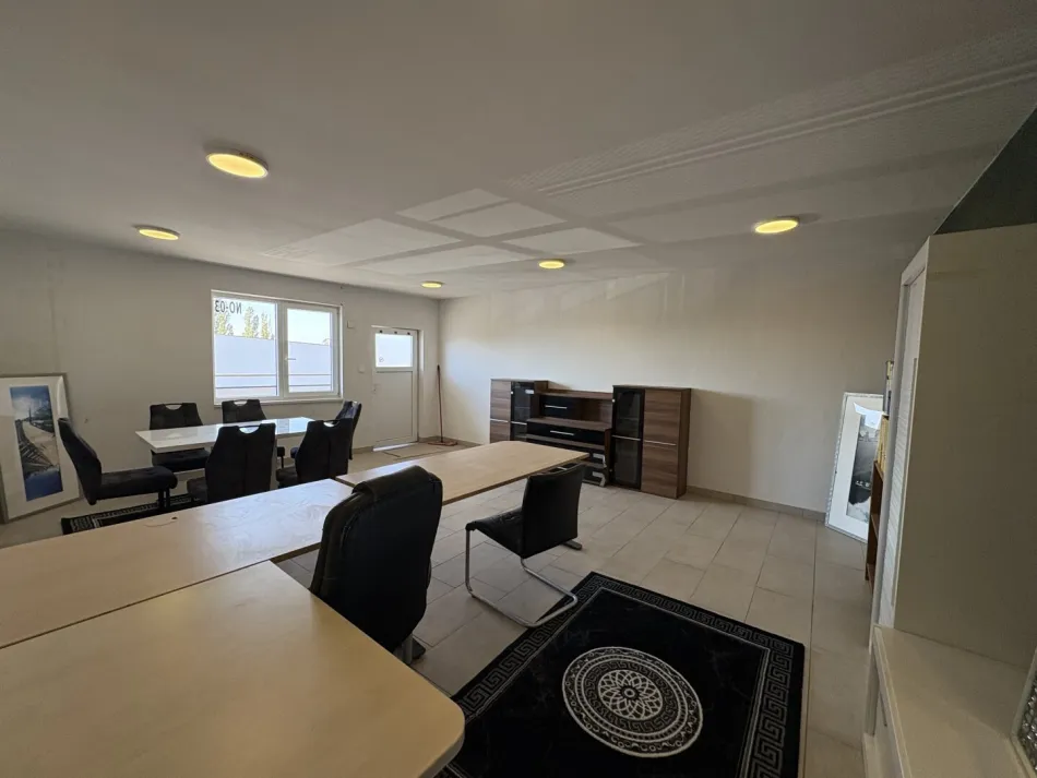 PROVISIONSFREI!!! Modernes Büro, Kreativstudio, ideal für IT, Social Media etc. ca. 32,5 m² NO3 - Bild