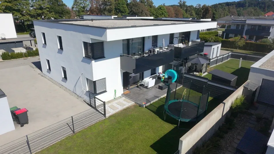 Moderne 3-Zimmer-Wohnung in St. Martin: Balkon und zwei Stellplätze! - Titelbild