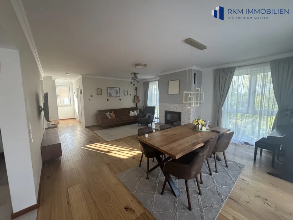 Hoch modernes Einfamilienhaus mit Garten, Garage & Solar in Mannersdorf am Leithagebirge zum Top Preis von € 650.000,00 - Bild