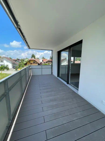 Moderne 2-Zimmer-Mietwohnung mit Großbalkon und Stellplatz in Ried im Innkreis