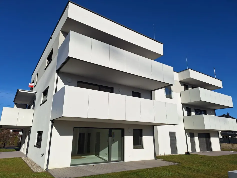Moderne 2-Zimmer-Mietwohnung mit Großbalkon und Stellplatz in Ried im Innkreis - Bild