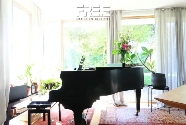 GRÜNES PARADIES | Großzügiger (Zweit-)Wohnsitz mit Pool, Sauna und viel Grün! - Titelbild