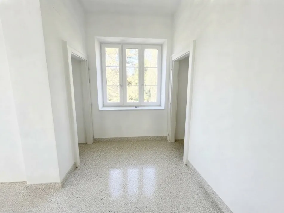 Exklusive Altbauvilla in Strebersdorf – Erstbezug nach umfassender Sanierung - Bild