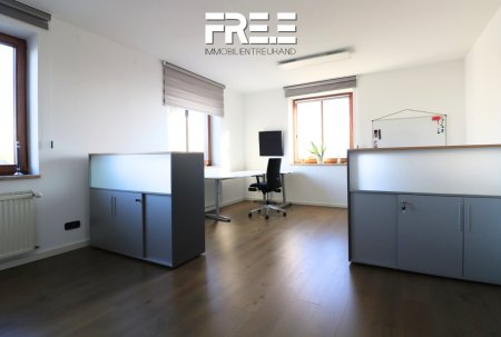 BEREIT FÜR DIE GRÜNDUNG? HIER SCHON! | Modernes Büro ca. 26m² mit Stellplatz in Melk