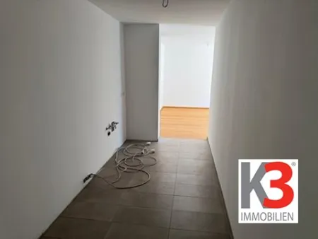 Einmaliges Konzept-Restaurant,Sauna, Yoga, Kraftraum im Haus-Familienwohnung in Filzmoos - Gehobene Ausstattung und viele Extras - Bild