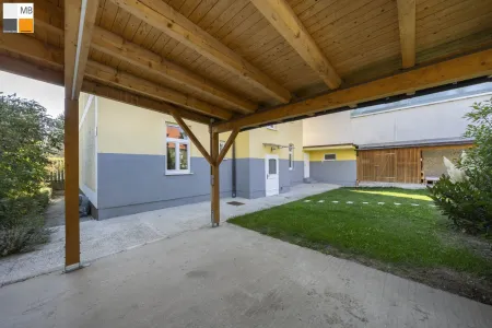 Carport
