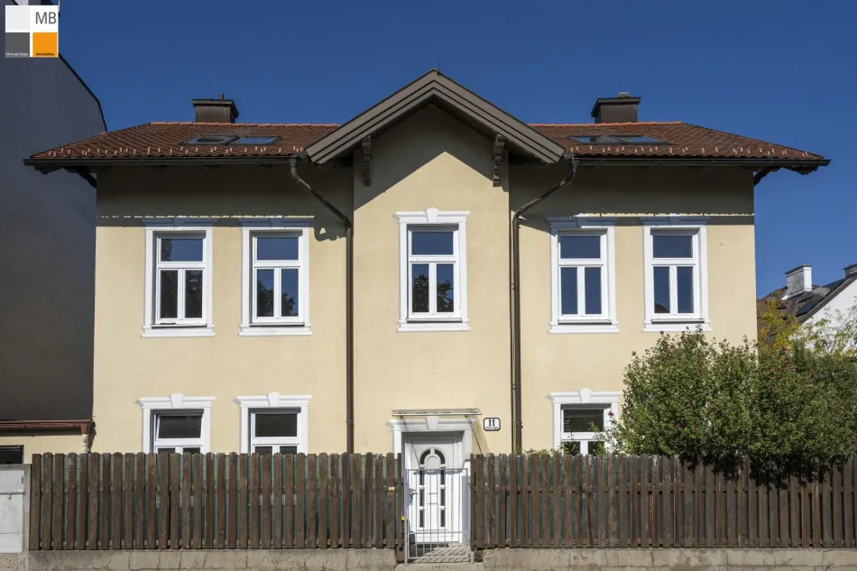 ++ Historische Eleganz trifft moderne Flexibilität | Villa mit Pool, Garten und eigenem Praxisbereich I MB IMMOBILIEN ++ - Titelbild
