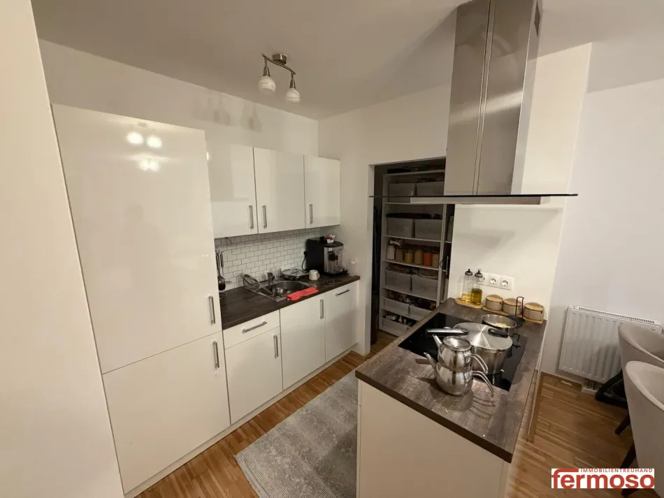 Moderne 2-Zimmer-Wohnung mit Einbauküche, Fußbodenheizung & Aufzug in 1210 Wien! - Titelbild