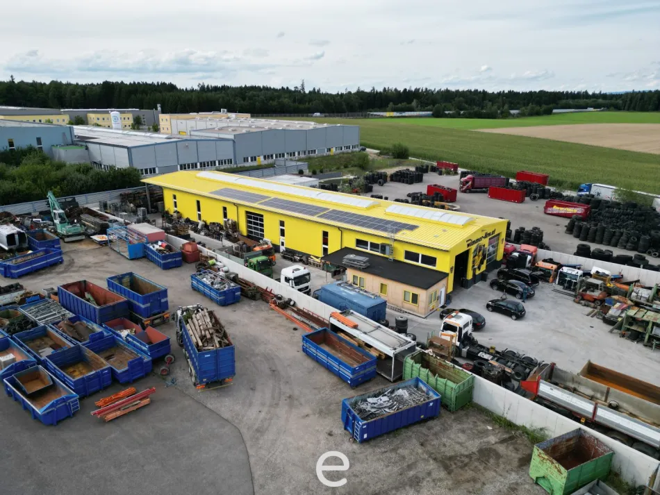 Lager / Produktionshalle mit guter Verkehrsanbindung in Sipbachzell zu verkaufen. - Bild