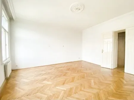 Urban Wohnen mit Charme - 2,5 Zimmer Wohnung in der Steggasse - Titelbild