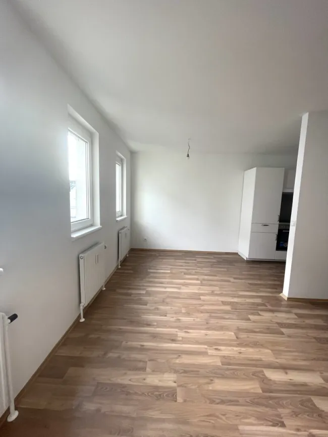 Helle 3-Zimmer Wohnung mit Loggia in 1120 Meidling - Bild