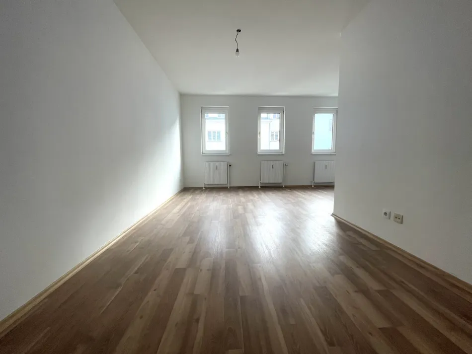 Helle 3-Zimmer Wohnung mit Loggia in 1120 Meidling - Bild