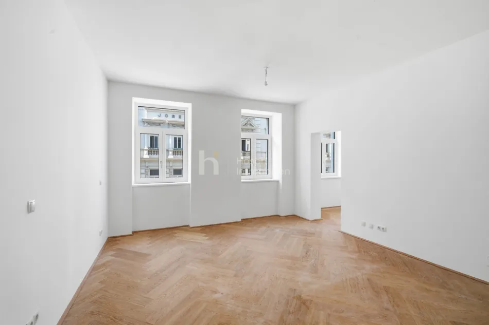 Erstbezug nahe Augarten | Gründerzeit-Charakter, neues Dachgeschoss und Lift - Bild