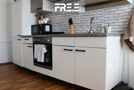 GFÖHLER AUFGEPASST! | Große, zentrale 2-Zimmer-Wohnung in Gföhl