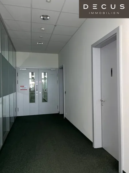Gangbereich - Toiletten