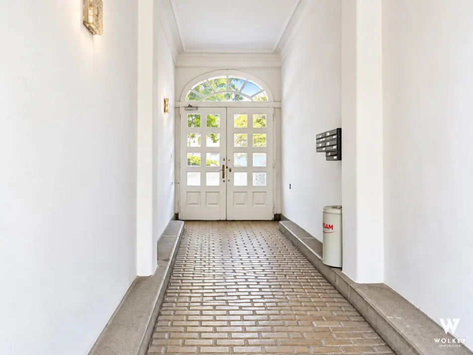 Zinshaus in Floridsdorf | Bestandsfrei | ca. 443 m2 Nutzfläche | 5 Wohneinheiten | Grundstück mit ca. 484 m2 | Rohdachboden mit Ausbaupotenzial | Garten - Bild