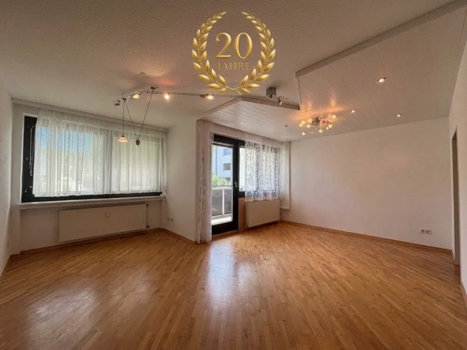 Sonnige 4-Zimmer-Wohnung mit Klimaanlage, Loggia und XXL Keller in Natschbach - Titelbild
