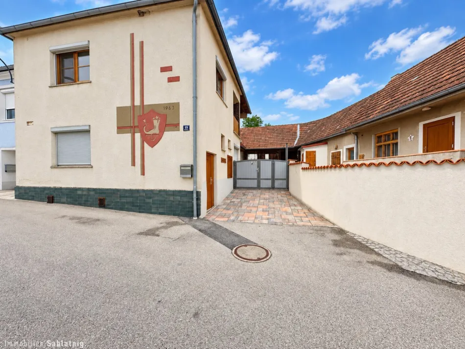 Großes Mehrfamilienhaus in Stoob mit Garten, Terrasse, Garage – Top Zustand! - Bild