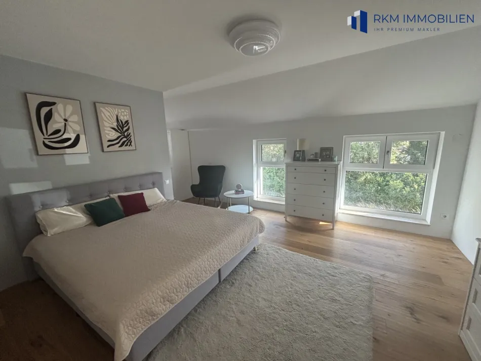 Hoch modernes Einfamilienhaus mit Garten, Garage & Solar in Mannersdorf am Leithagebirge zum Top Preis von € 650.000,00 - Bild