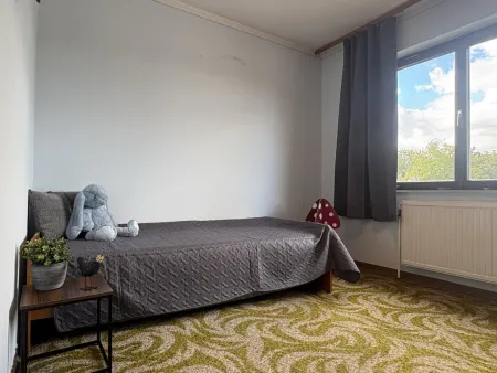 Schlafzimmer 2 (1.OG)