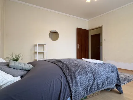 Schlafzimmer 4 (EG)