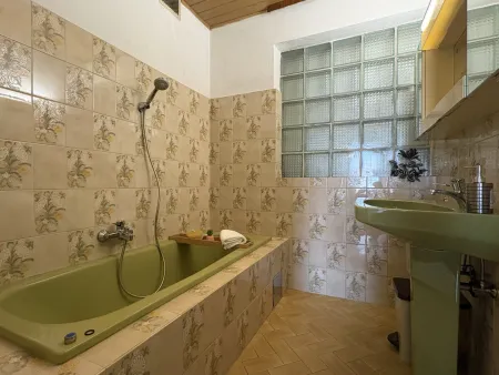 Badezimmer (1.OG)