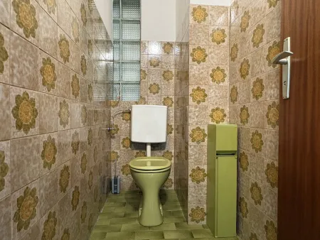 WC (1.OG)