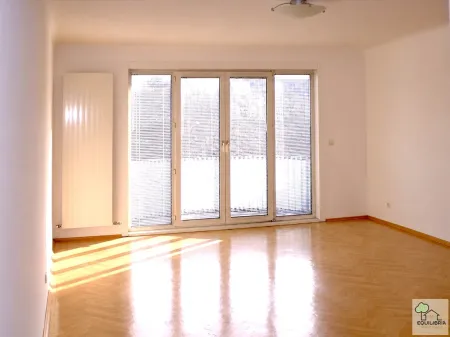 2 Zimmer DG Wohnung mit Balkon in Döbling