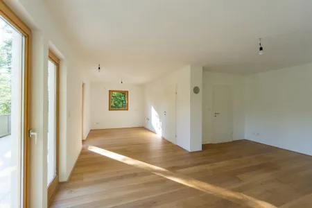 offene Küche mit vorbereiteten Anschlüssen