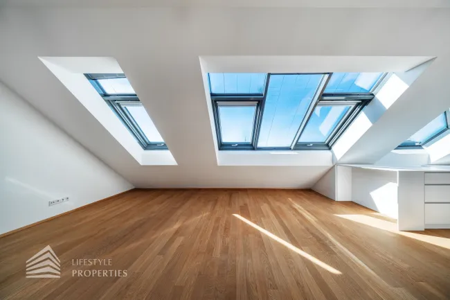 Lichtdurchflutete 4-Zimmer Maisonette-Penthouse Wohnung mit Weitblick und Terrassen! - Bild