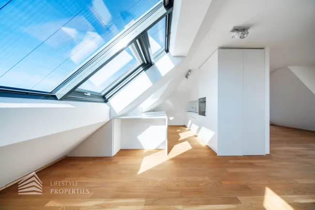 Lichtdurchflutete 4-Zimmer Maisonette-Penthouse Wohnung mit Weitblick und Terrassen! - Titelbild