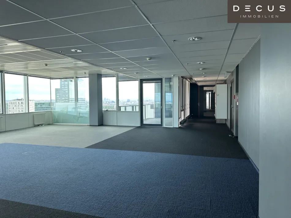 | BÜROS MIT AUSBLICK | IM SATURN TOWER - Bild