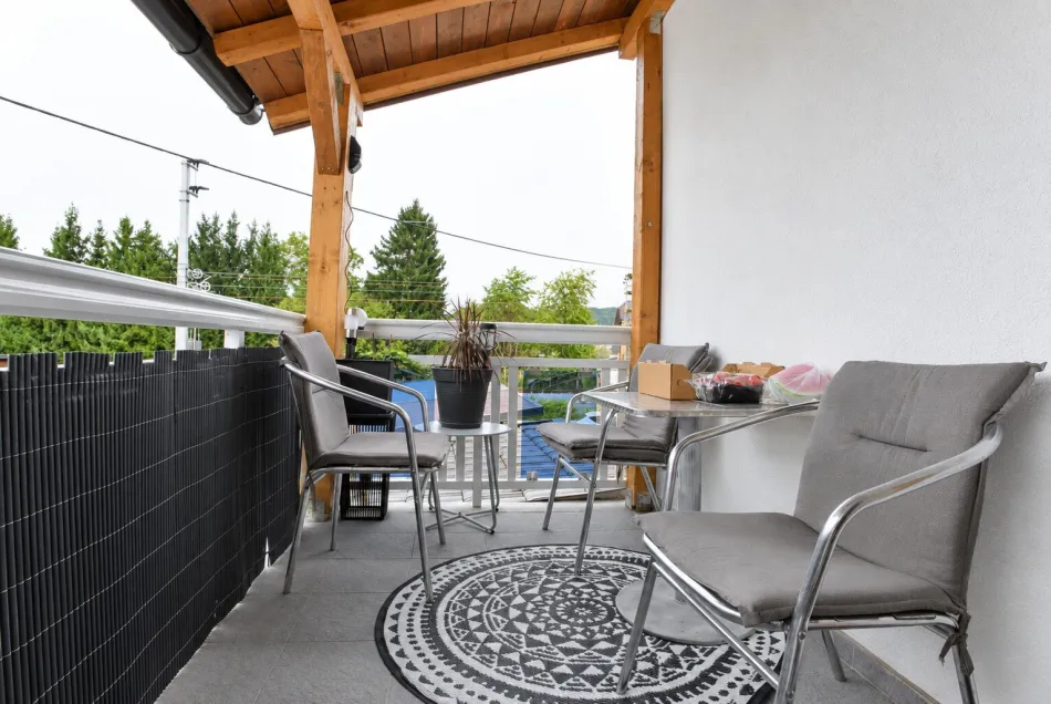 Charmante 4-Zi Wohnung mit Balkon und 2 Stellplätzen in Mattighofen – 76m², 224.900€ - Bild