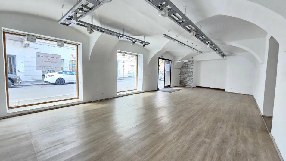 Büro-Geschäft-Praxis in bester Innenstadtlage! - Bild