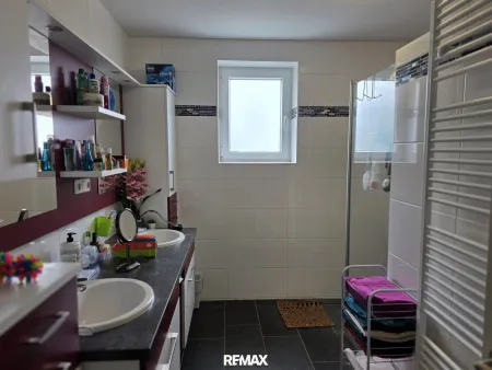 Badezimmer Haus- alt
