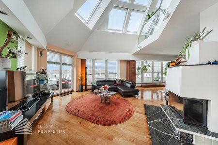 Exklusives 2-Dachgeschoss-Penthouse mit Privatgarage & Premium Vollausstattung, Nähe Augarten