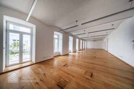 Business trifft Lifestyle – Inspirierende Arbeitswelt für Ihr Konzept mit großzügigem Outdoor-Bereich