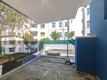 Balkon hofseitig