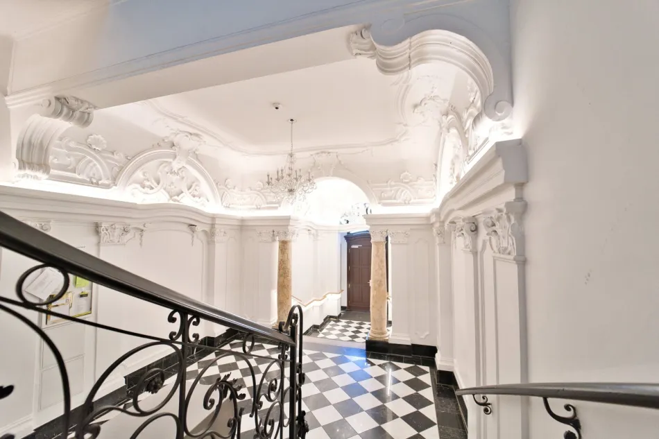 Repräsentatives Altbaubüro am Schwedenplatz | erstklassige Geschäftsadresse in TOP Lage | 4-Zimmer - Bild
