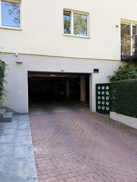 Garageneinfahrt