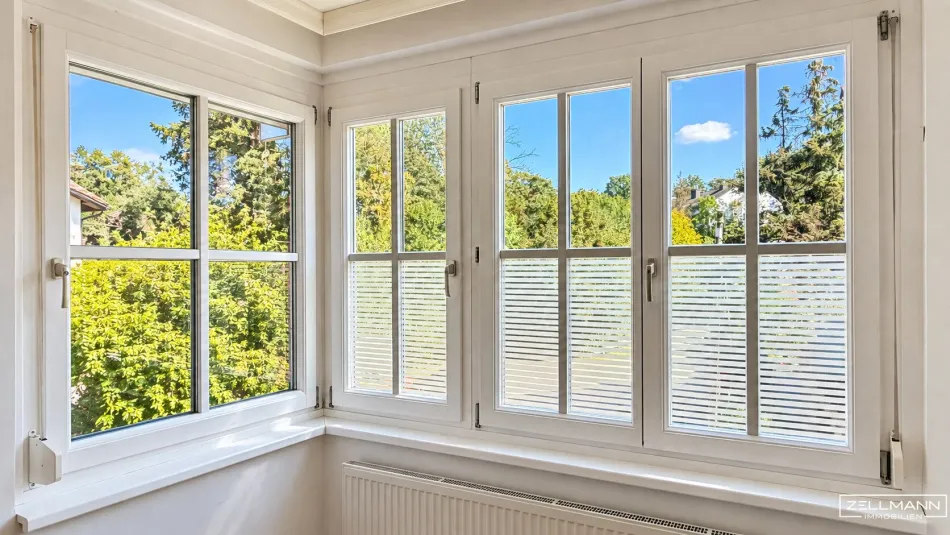 Idylle am Wienerwald – Stilvolle Wohnung mit Ost- & Westterrassen | ZELLMANN IMMOBILIEN - Titelbild