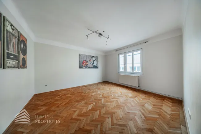Helle Garconniere, Nähe Meiselmarkt - Titelbild