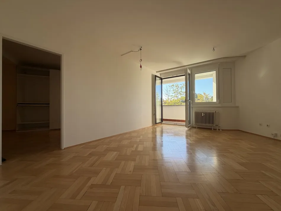Aufgepasst: Sonnige Wohnung mit Platz für ihre persönliche Gestaltung. - Bild