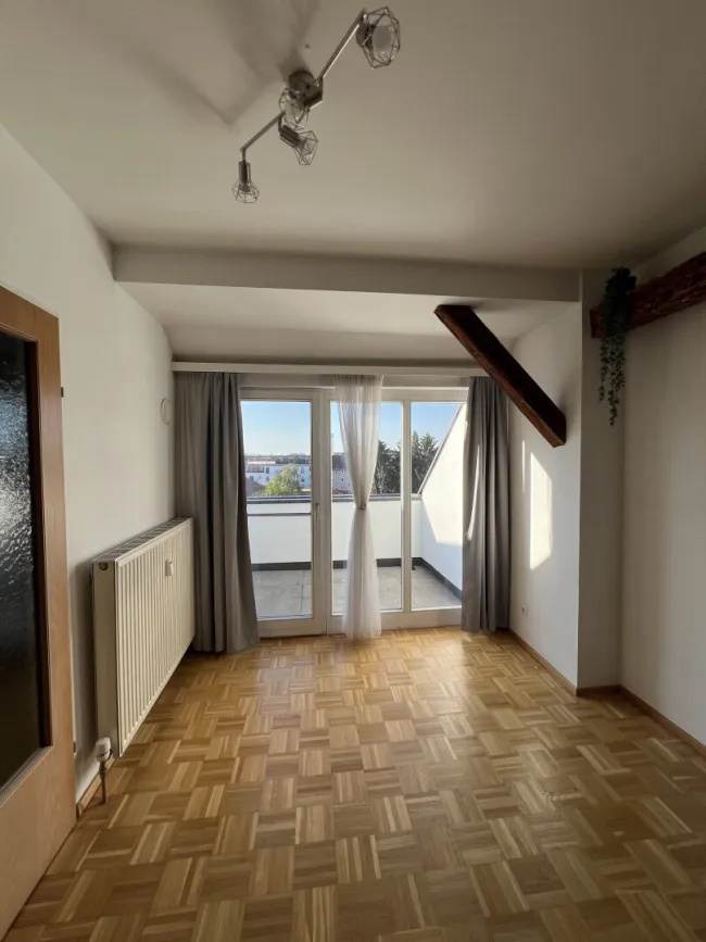 Einzigartige 2-Zimmerwohnung in der Nähe vom Dietrichsteinplatz - Titelbild