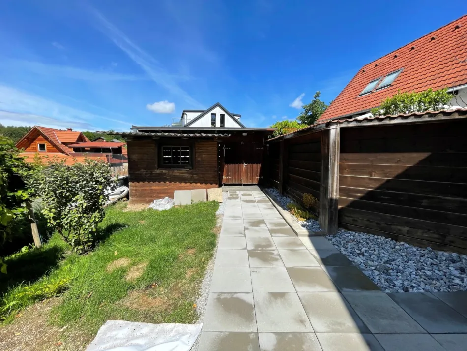 Charmante 2 1/2 -Zi-Wohnung mit Garten, Terrasse & Kamin in 8054 Seiersberg-Pirka/Mantscha zu mieten - eventuelle Kaufoption möglich! - Bild