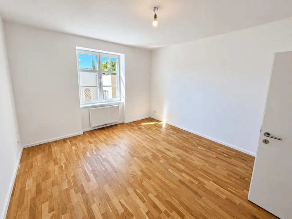 Helle Familienwohnung in Bad Vöslau: Erstbezug mit 4 Zimmern - Bild