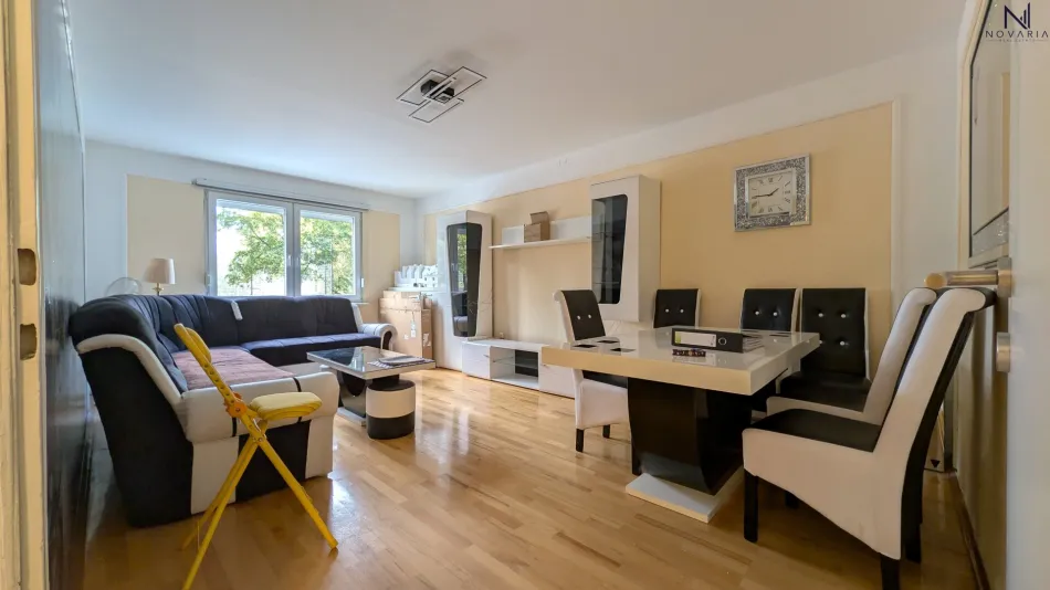 Attraktive 2-Zimmer-Wohnung mit separater Küche - Titelbild